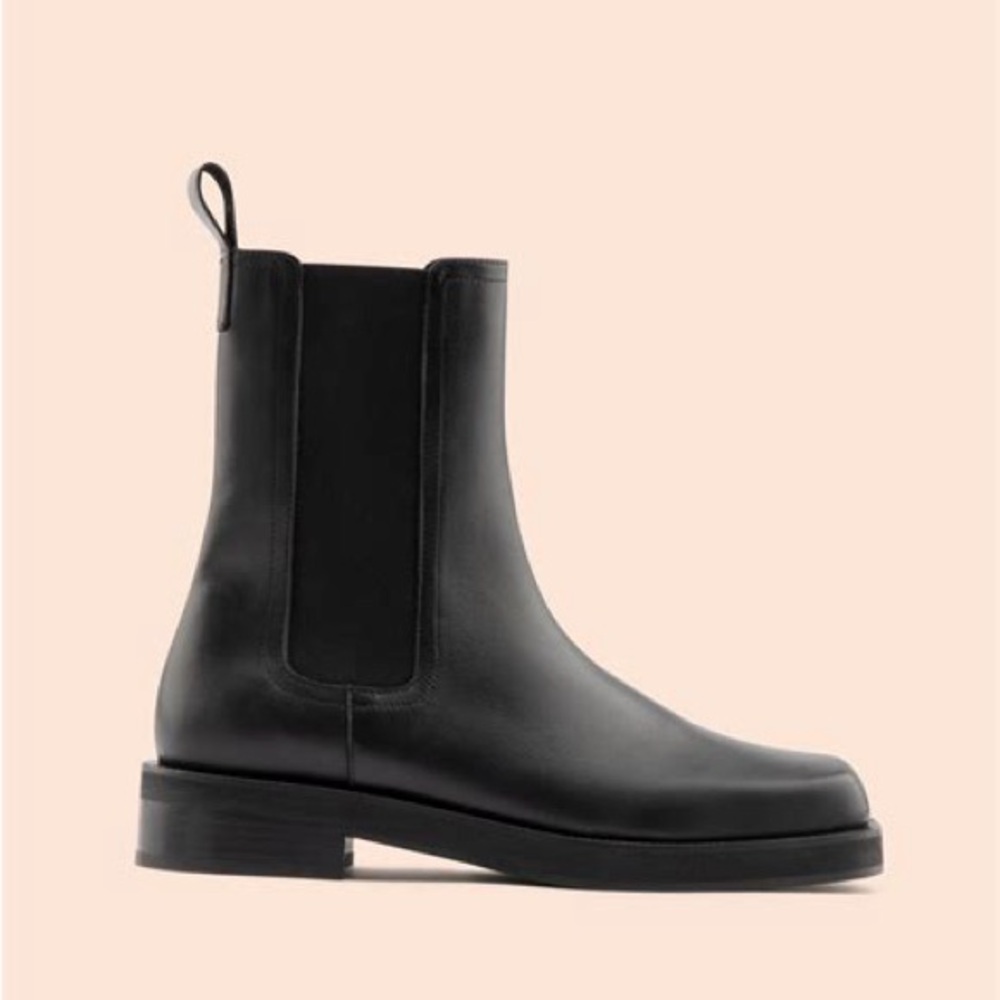 Maguire Black “Mora” Leather Chelsea Boots